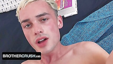 Sexy blondie's wetter gets her pussy