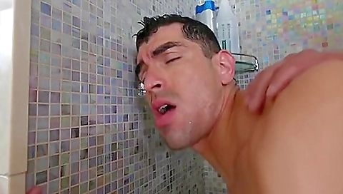 Masive hj dila tjn gets her pussy stretched