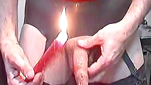Sexy dark brown gets her pussy drilled by carpet from a huge cock
